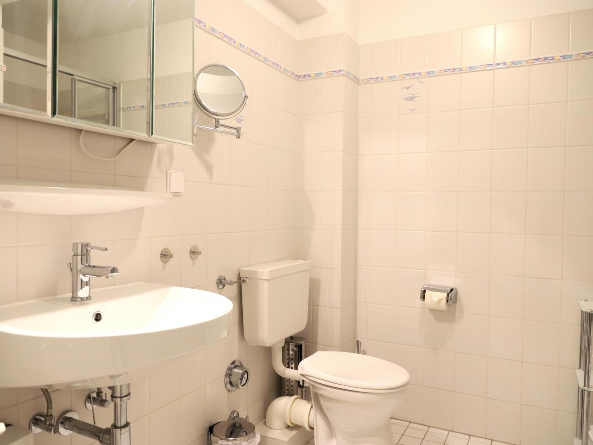 Ruhig Gelegenes Haus Am Ortseingang Von Wenningstedt Apartment ภายนอก รูปภาพ